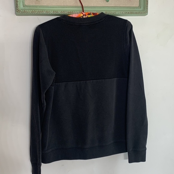 Victoria’s Secret pink fishnet panel crewneck pull over  black xs women’s - Picture 5 of 6